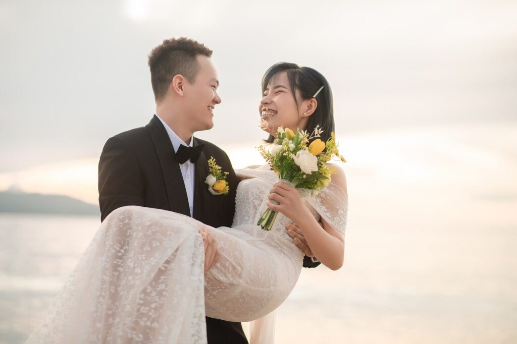 初めての結婚式でも迷わない!披露宴マナーとスマートな立ち居振る舞いの極意
