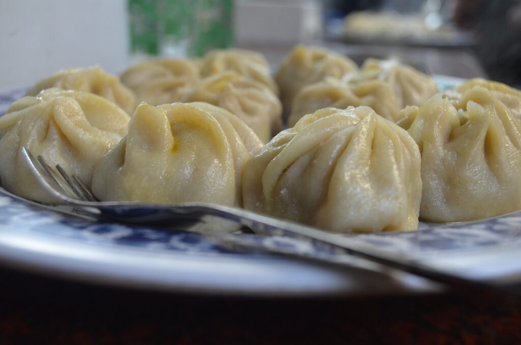 円卓での座り方から箸の使い方まで!中華料理マナー完全ガイド