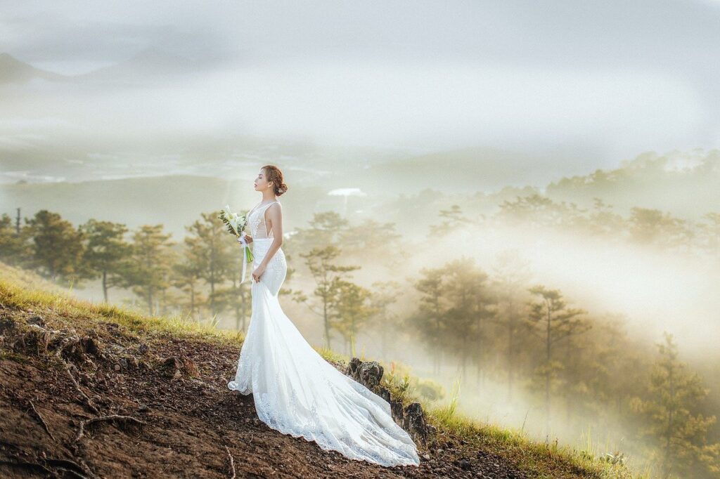結婚式に初めて行く人へ!恥ずかしくないためのマナーと立ち振る舞いのコツ
